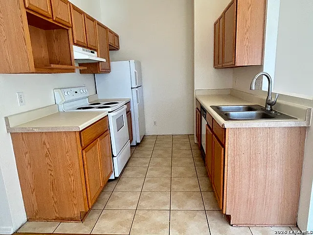 6317 Green Top Dr — Photo 4