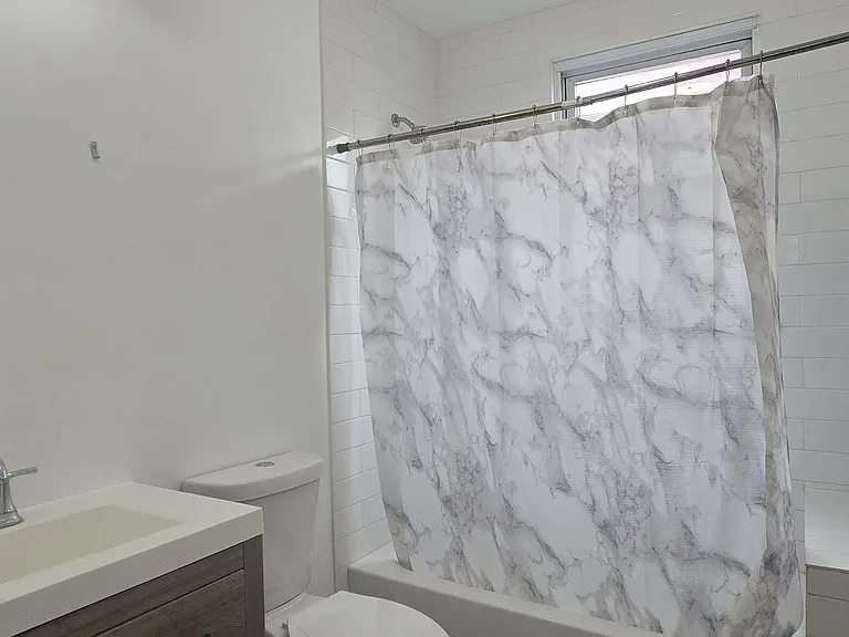 270 S Burnett St #2 — Photo 12