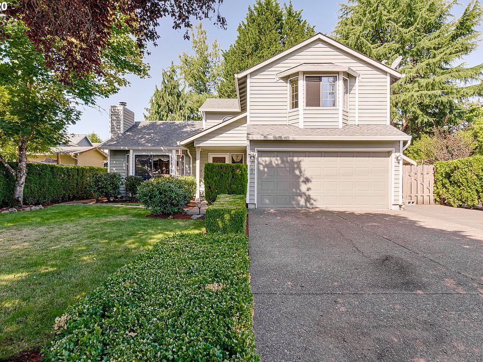 1st image of 615 SE 32nd Ave