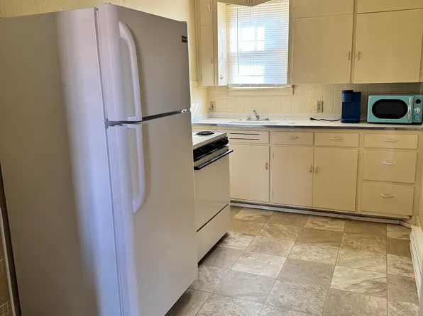 711 8th Ave, Belle Fourche, SD