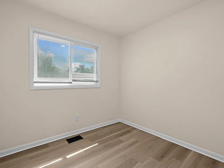 3845 Brumbaugh Blvd — Photo 17