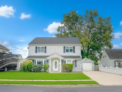 74 Old Farm Road, Levittown, NY, 11756