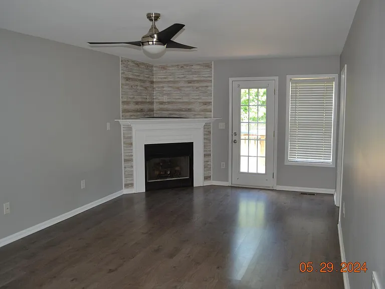 1321 E Stone Arch Dr — Photo 8