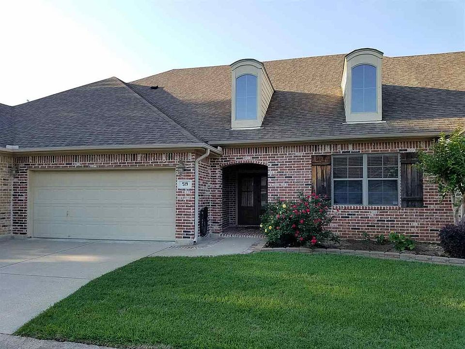 1st image of 519 Harbor Oaks Dr