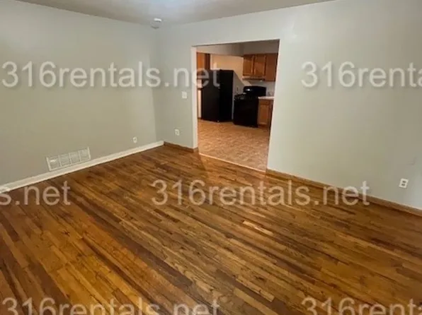$999 - **Coming Soon** 3 Bedroom / 1.5 Bathroom - Single Family Home, 2006 S Topeka Ave, Wichita, KS 67211
