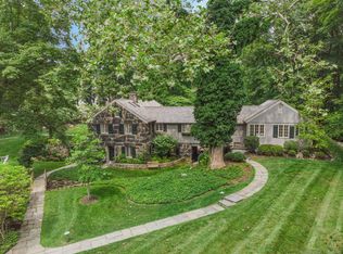 958 Hillside Rd, Fairfield, CT 06824