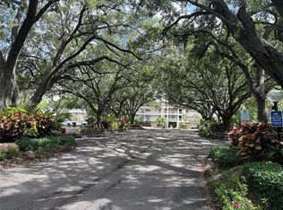 3520 Oaks Way APT 105, Pompano Beach, FL 33069