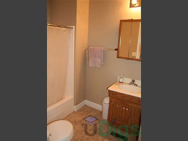 818 N 10th St — Photo 7