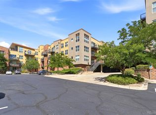 9059 E Panorama Cir #B-111, Englewood, CO 80112