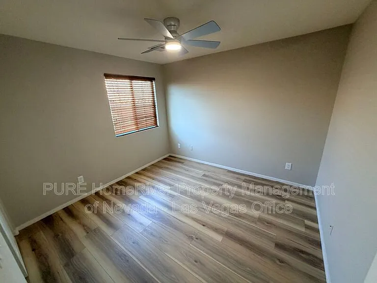 9852 Twilight Walk Ave — Photo 33