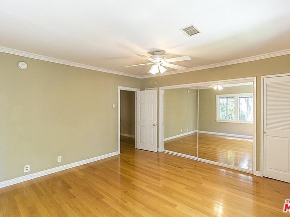 4th image of 643 N Rossmore Ave