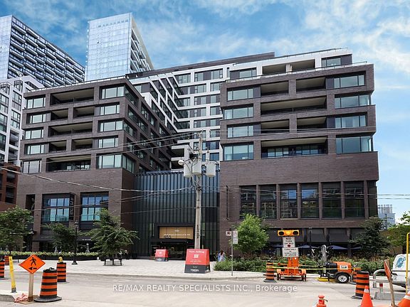 4th image of 455 Wellington St W #704