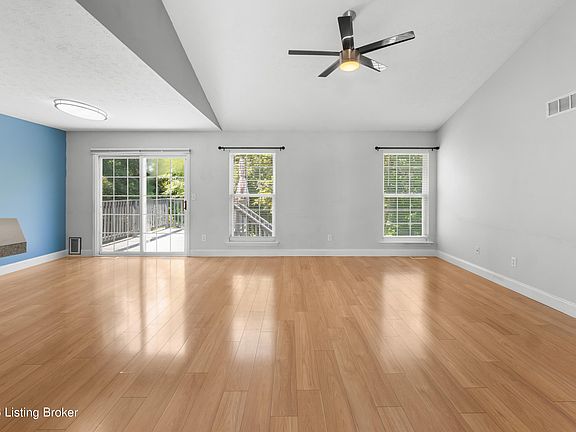3rd image of 7906 Bridlevista Rd