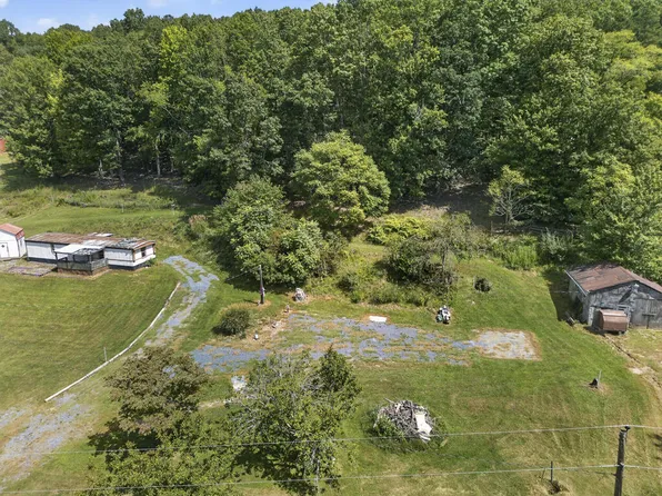 153 Reed Hollow Rd, Marion, VA 24354
