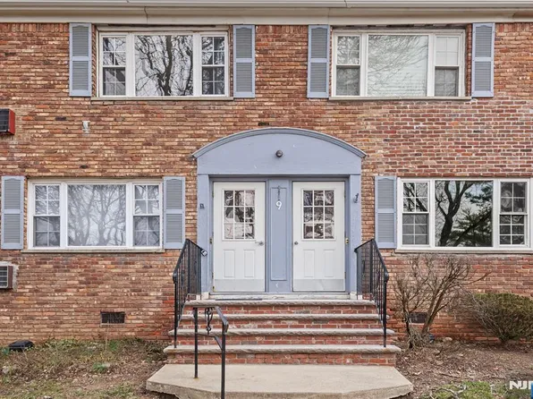 9 Wedgewood Drive #93, Verona, NJ 07044