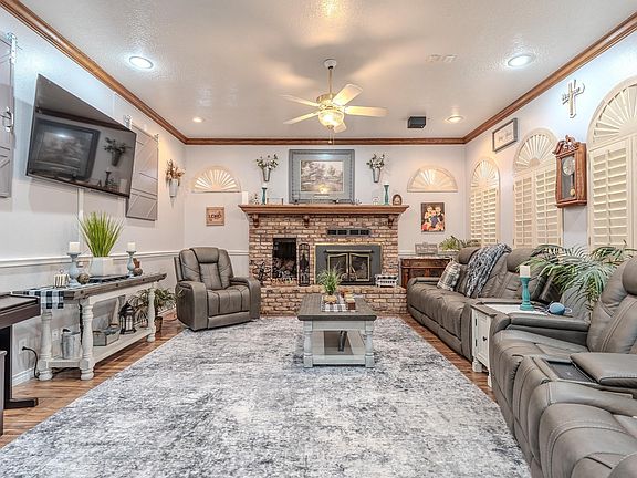 4th image of 3153 Ronshire Ln