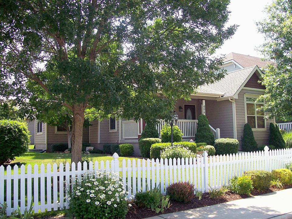         404 Vine Dr.