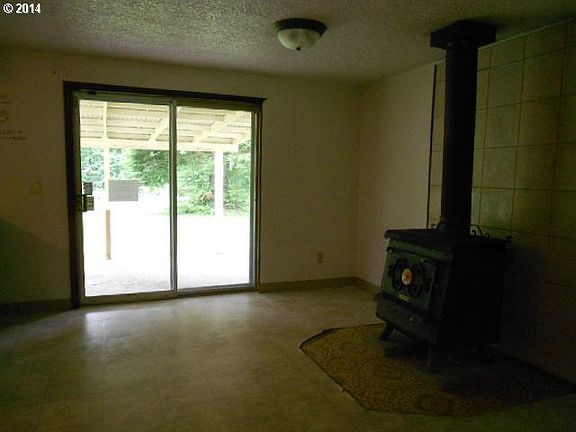 3rd image of 9312 NE 212th Ave