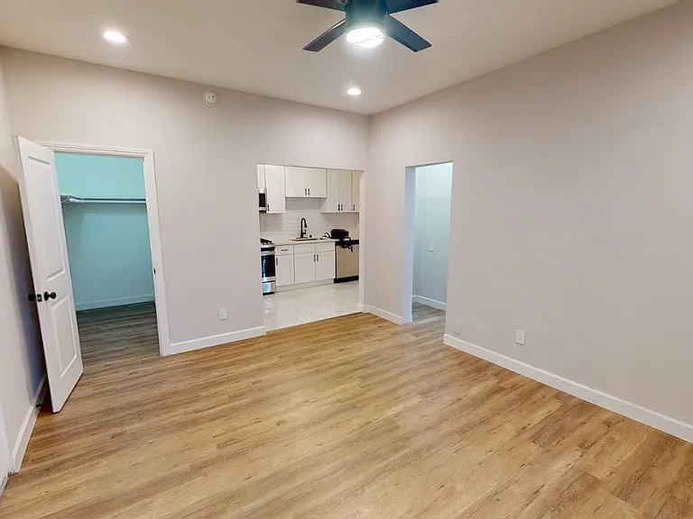 NRE - The Bard Apartments — Photo 2