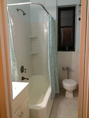 Rented by Apartment Luxe Realty Group, Inc | media 10