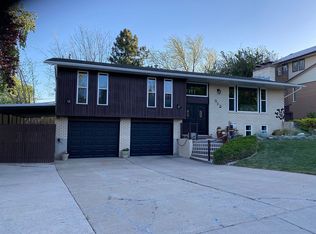 512 W Heritage Dr, Bountiful, UT 84010