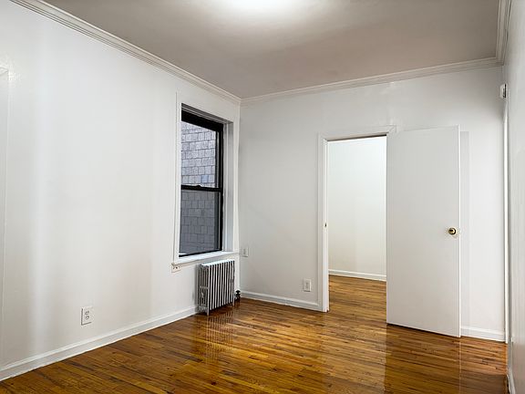 3rd image of 312 W 15th St APT 8