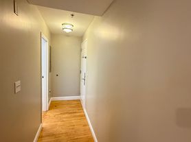 312 Shirley Street Apartments