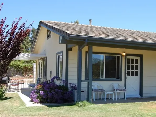 335 Avocado Pl, Camarillo, CA 93010