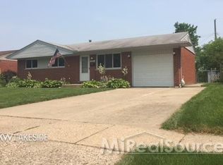 39616 Rambler Dr, Sterling Heights, MI 48313
