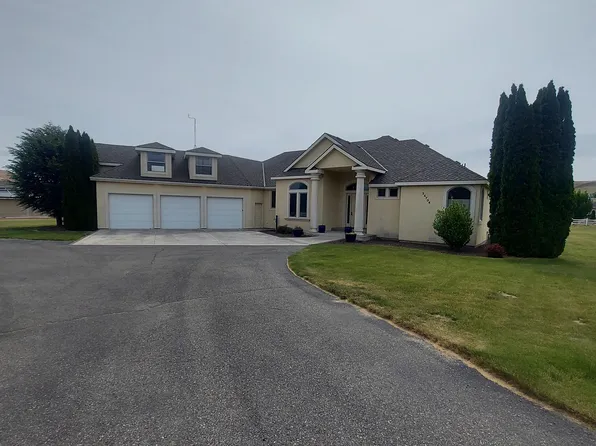24704 Sunset Meadow Loop, Kennewick, WA 99338