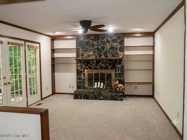 2705 One Iron St — Photo 13