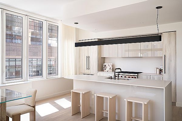 1st image of 1 W 60th St #19D