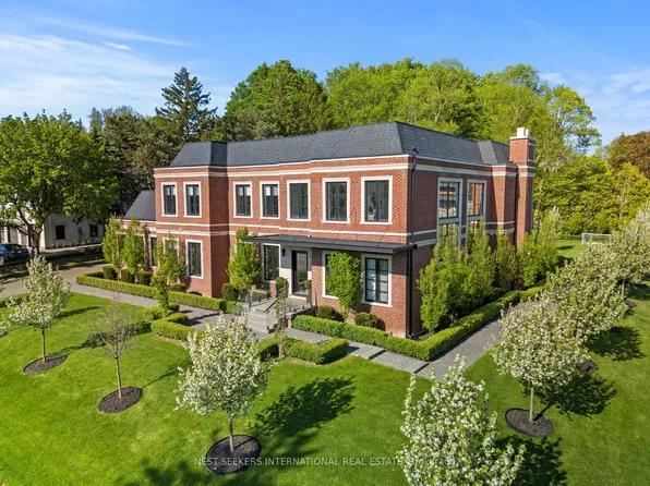 6 Forestave Cres, King, ON L0G 1N0