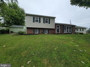 115 Ivyside Dr, York, PA 17402