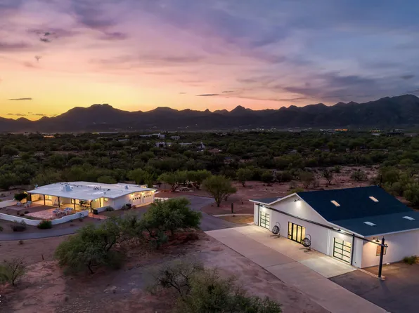 1720 W Cessna Way, Tucson, AZ 85755