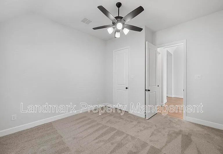 1822 Buckeye Ln — Photo 12