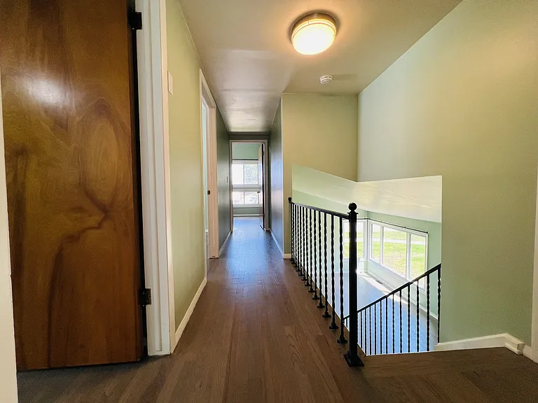 747 Jamaica Dr #1 — Photo 11