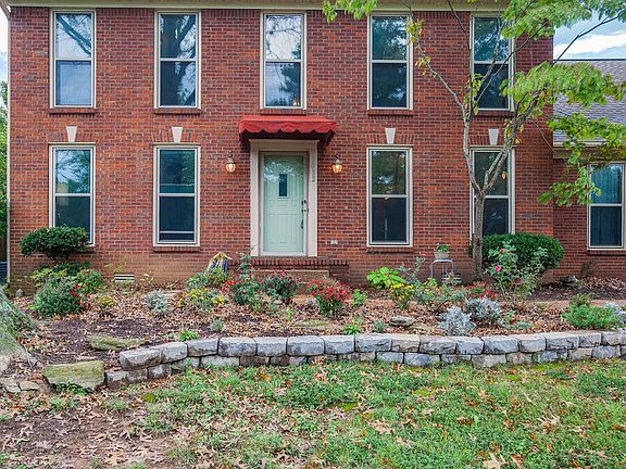 3rd image of 3032 Liberty Hills Dr