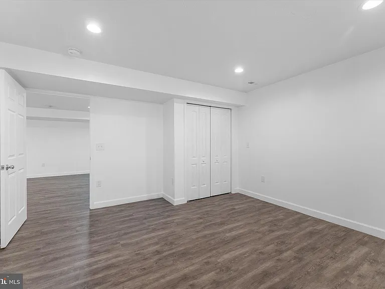 217 Bridgewater Dr — Photo 13