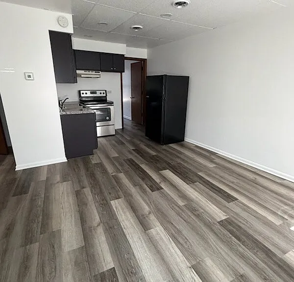 3411 Chicago Rd — Photo 6