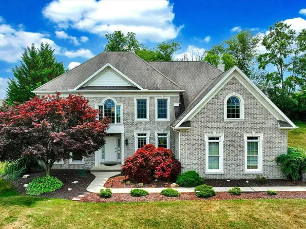 4470 Estate Dr, York, PA 17408