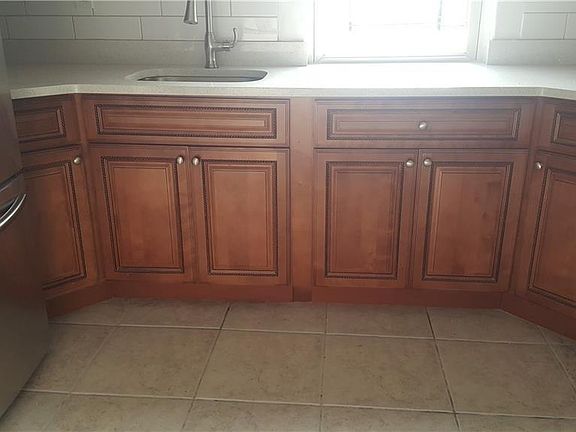 3rd image of 14 Horton Avenue