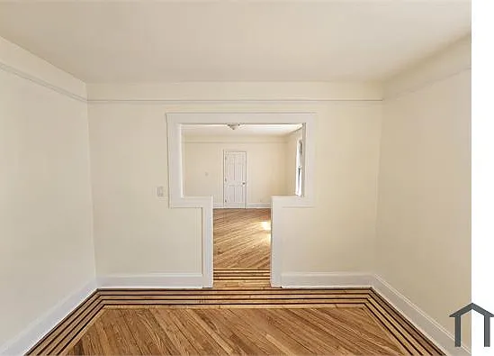160 Arlington Ave — Photo 8