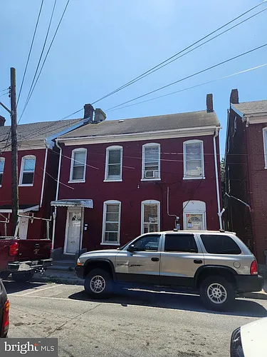 625 George St Photo 1