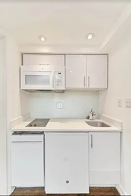 Rented by Living New York | media 6