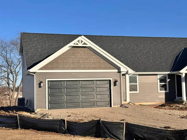 398 Lilac, Stoughton, WI 53589