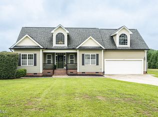 855 White Memorial Church Rd, Willow Spring, NC 27592