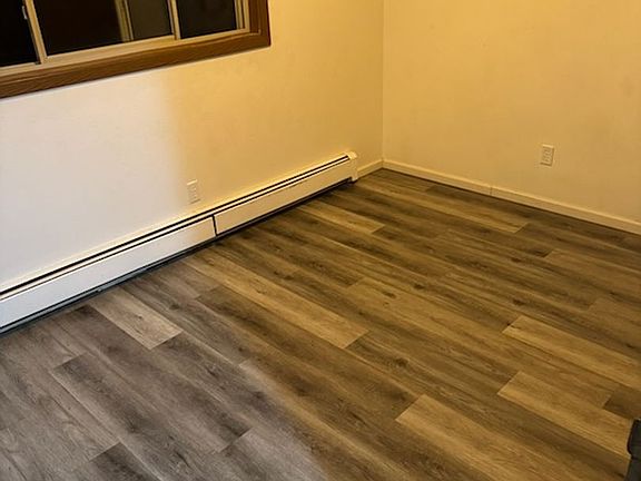 5th image of 113 W Interstate Ave #7