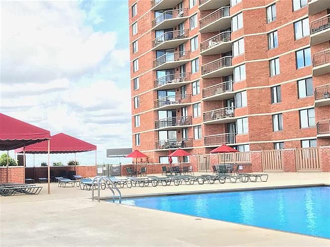 1st image of 929 Harmon Cove Tower #929