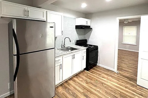 1 bed, 1.0 bath, 550 sqft, $1,500 — Photo 3